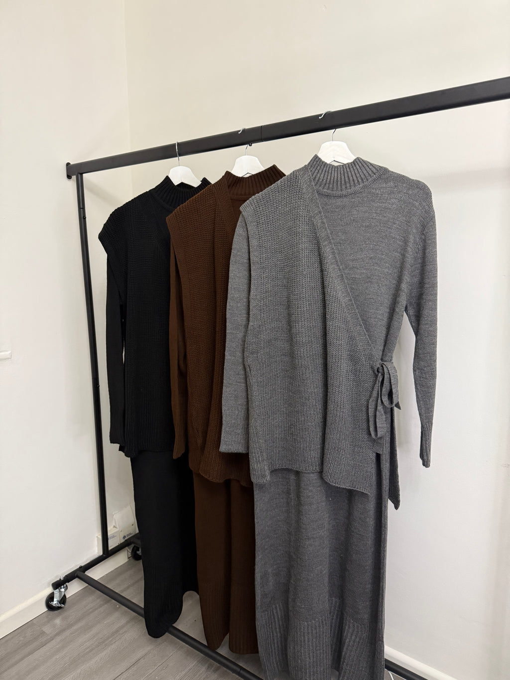 Ribbed Knit Maxi Dress with Matching Wrap Overdress – 2-Piece Winter Set