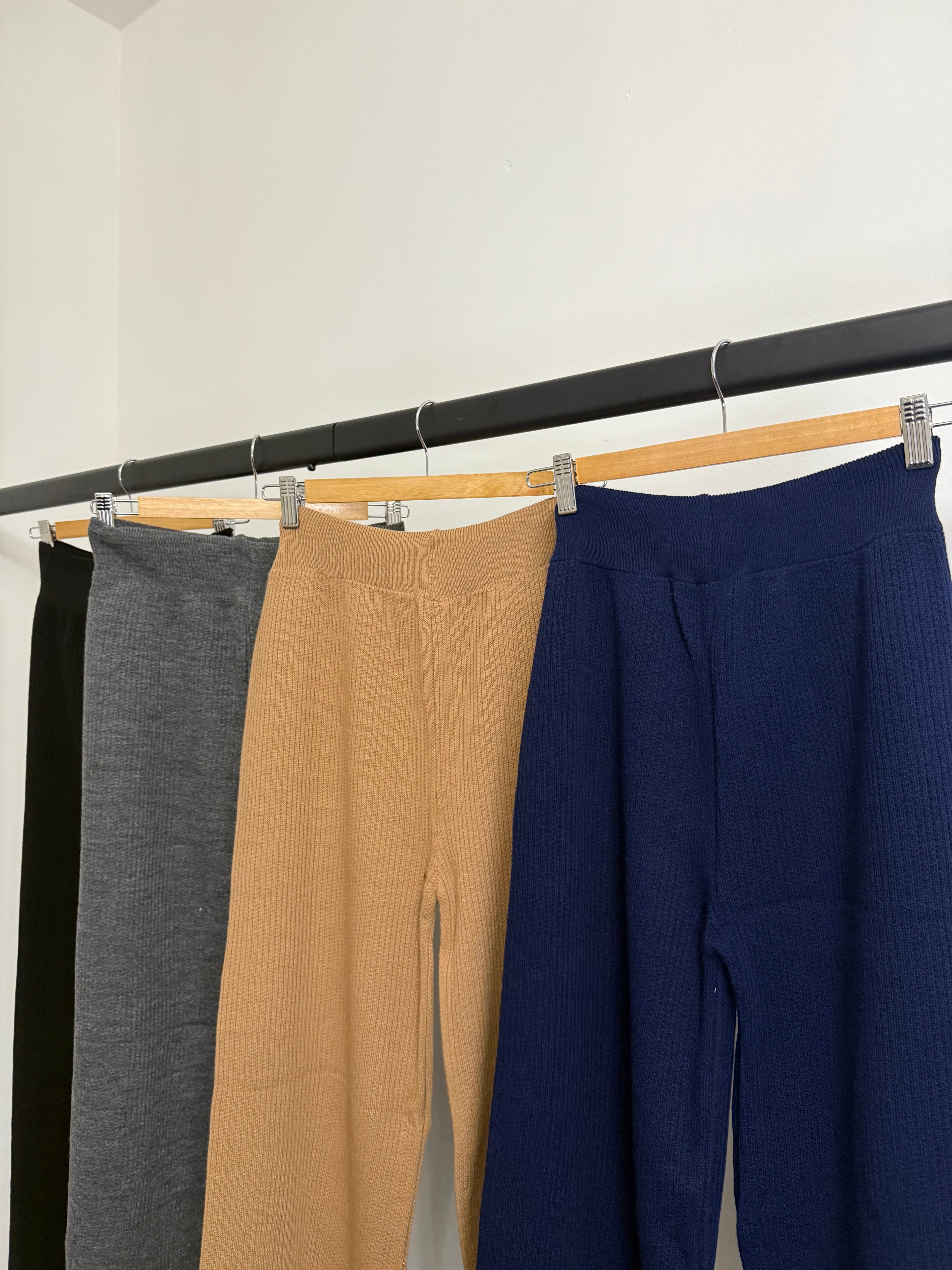 Ribbed Knit 2-Piece Set – Collared Longline Tunic & Wide-Leg Trousers