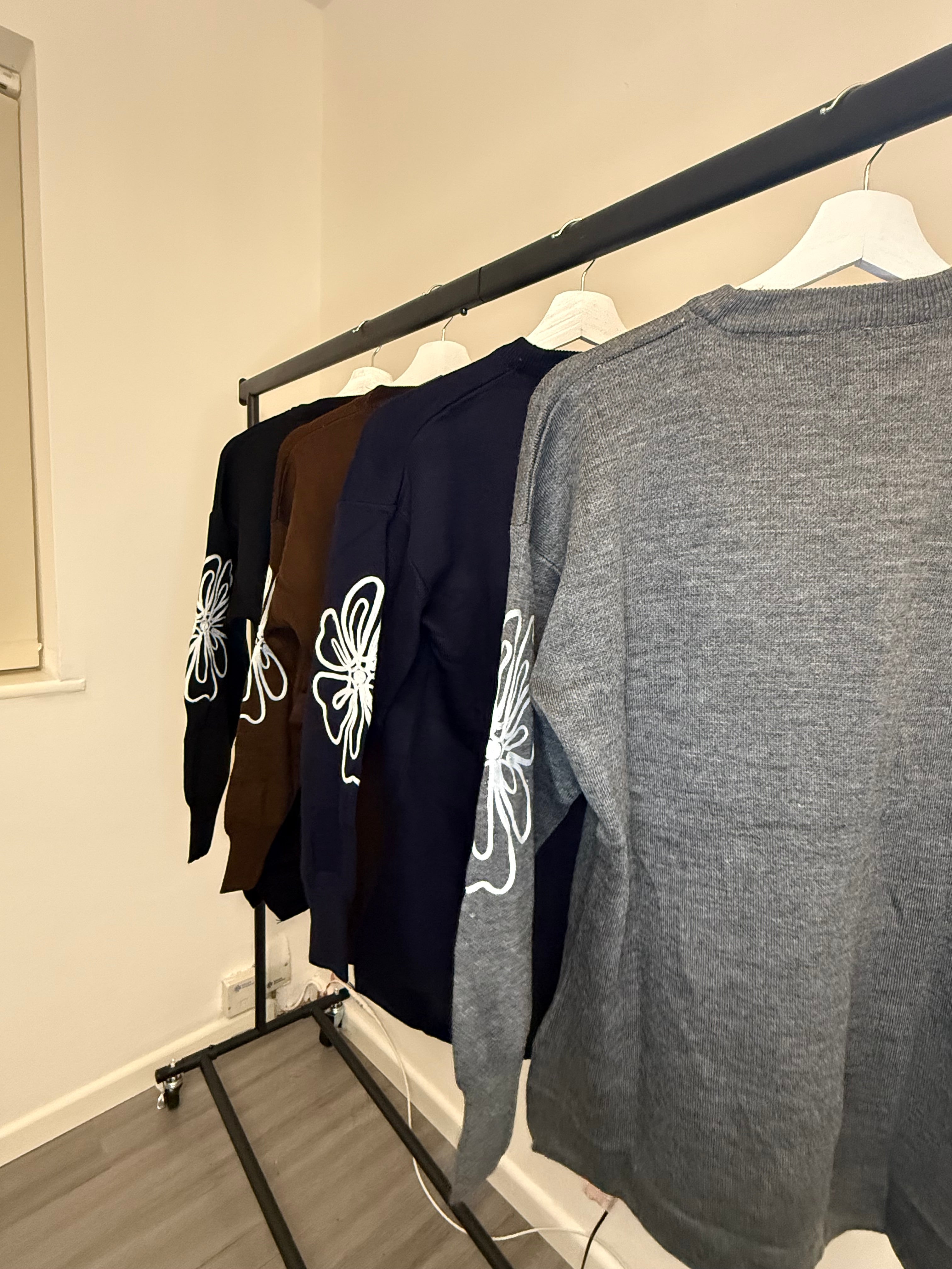 Abstract Floral Knit 2-Piece Co-Ord Set (Sweater + Trousers)