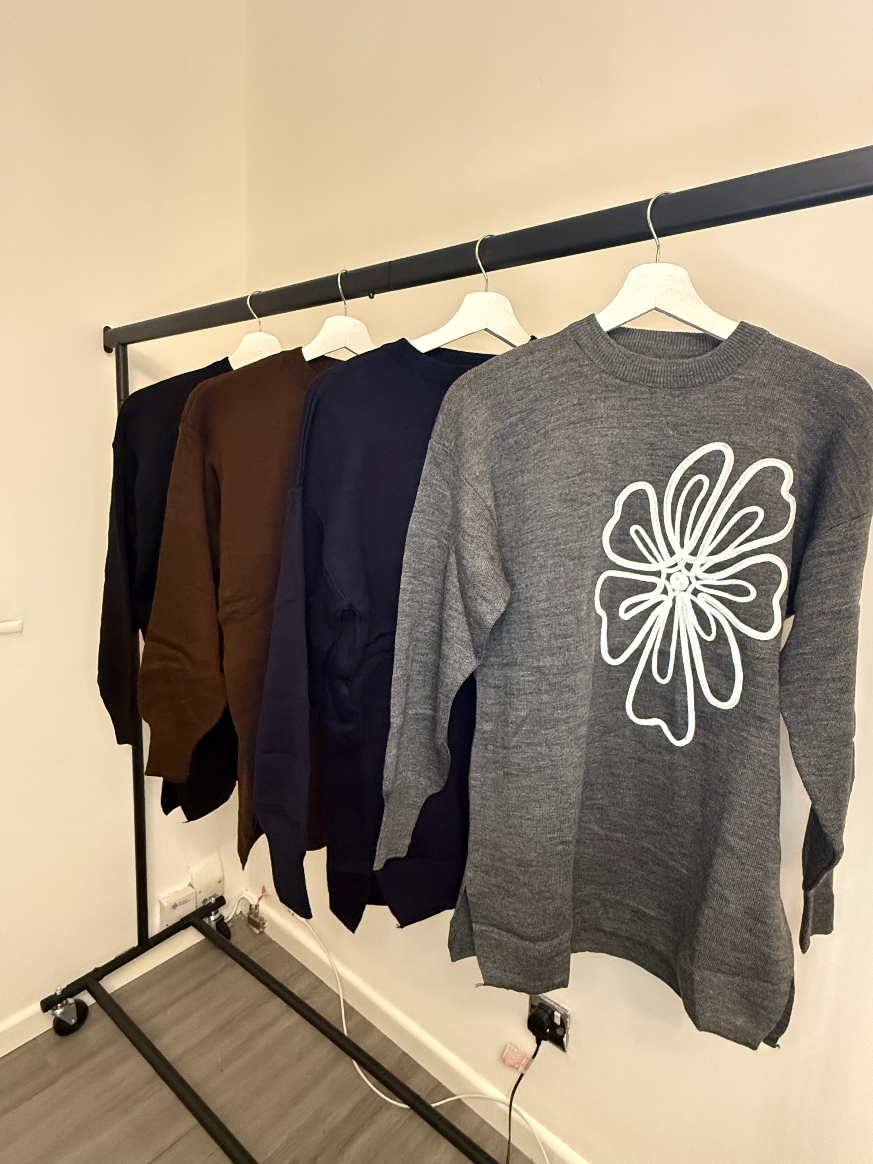 Abstract Floral Knit 2-Piece Co-Ord Set (Sweater + Trousers)