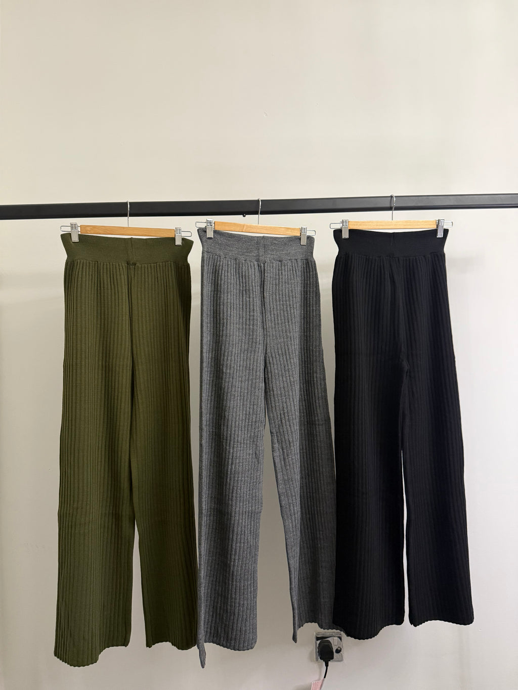 Ribbed Knit 2-Piece Co-ord Set – Cardigan & Wide-Leg Trousers